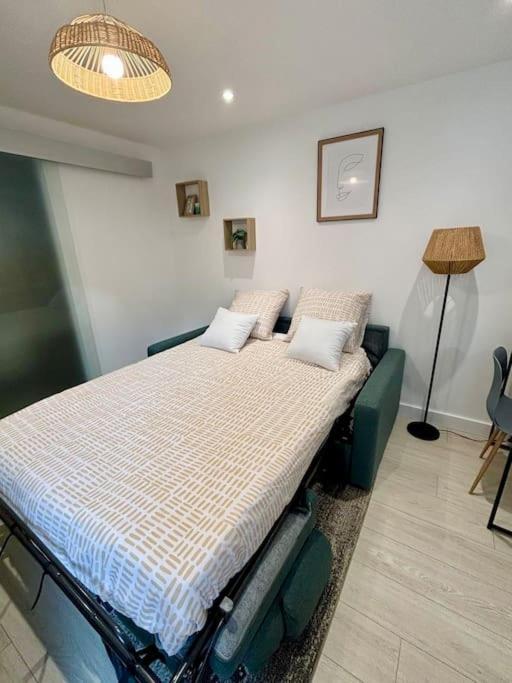 L'Escobar Troyen Appartement Troyes Buitenkant foto